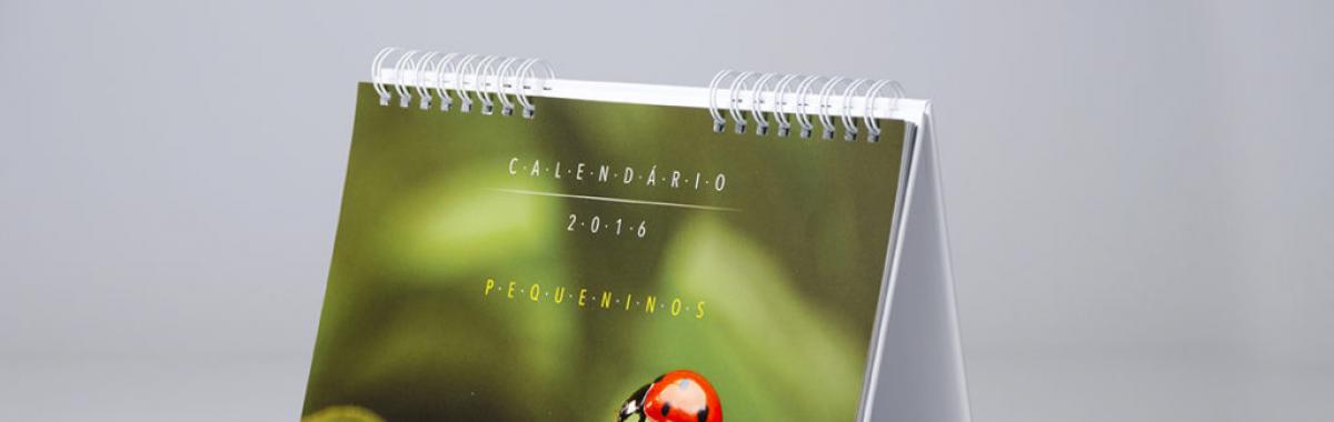Impressão de calendário de mesa